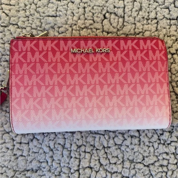 NWOT Michael Kors Ombre Pink Zip Wristlet Clutch Wallet Dragonfruit Pink - Picture 3 of 6